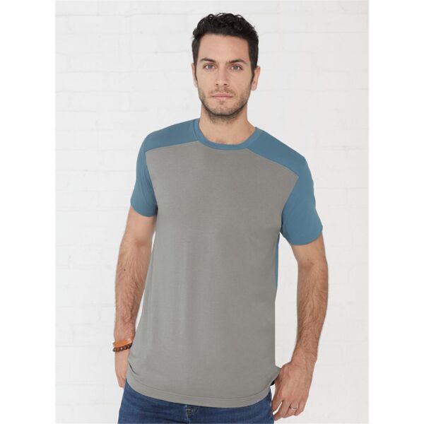 LAT Unisex Forward Shoulder Fine Jersey Tee 6911 Unisex Forward Shoulder Fine Jersey Tee Thumbnail